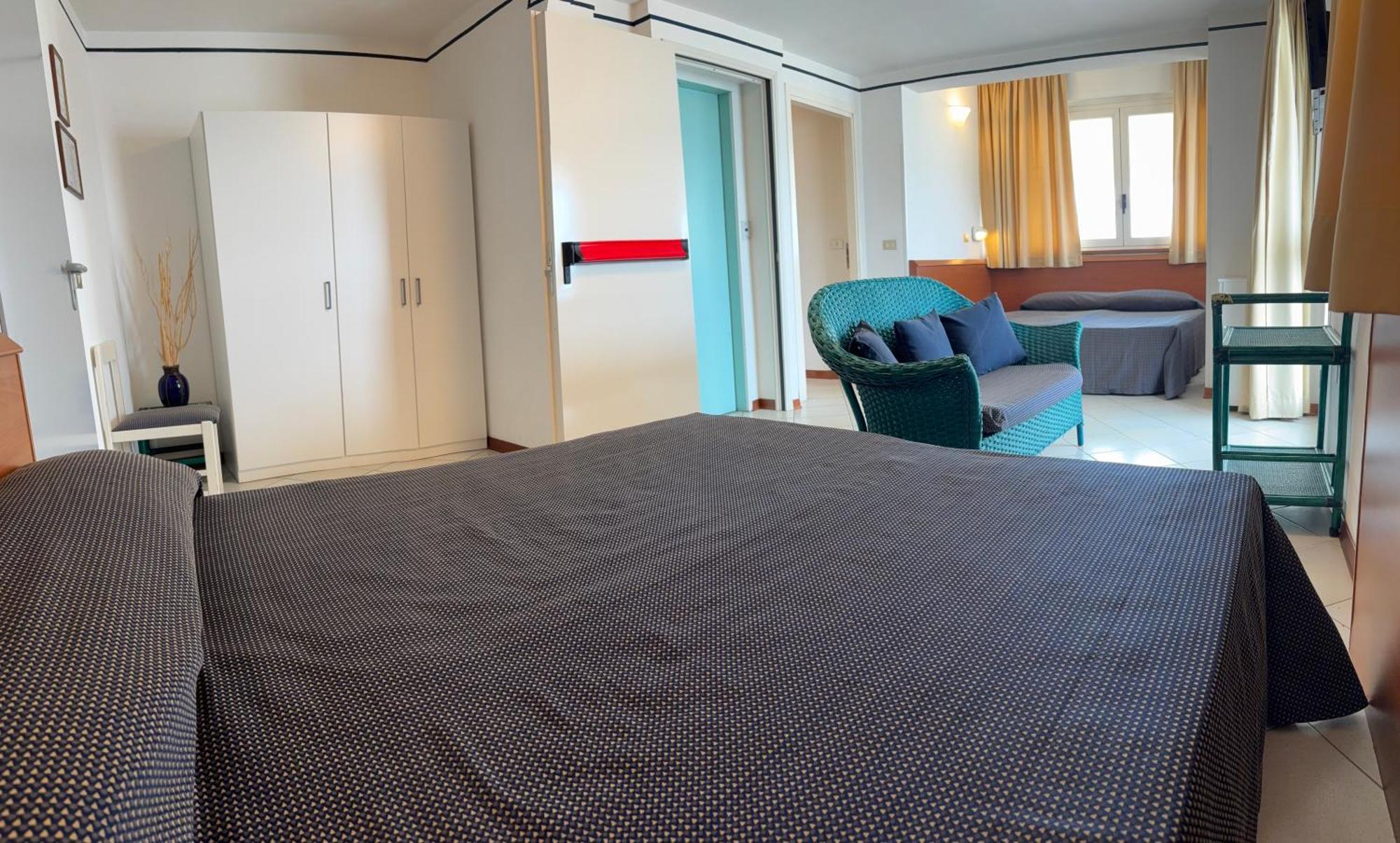 Hotel Excelsior Fano Esterno foto