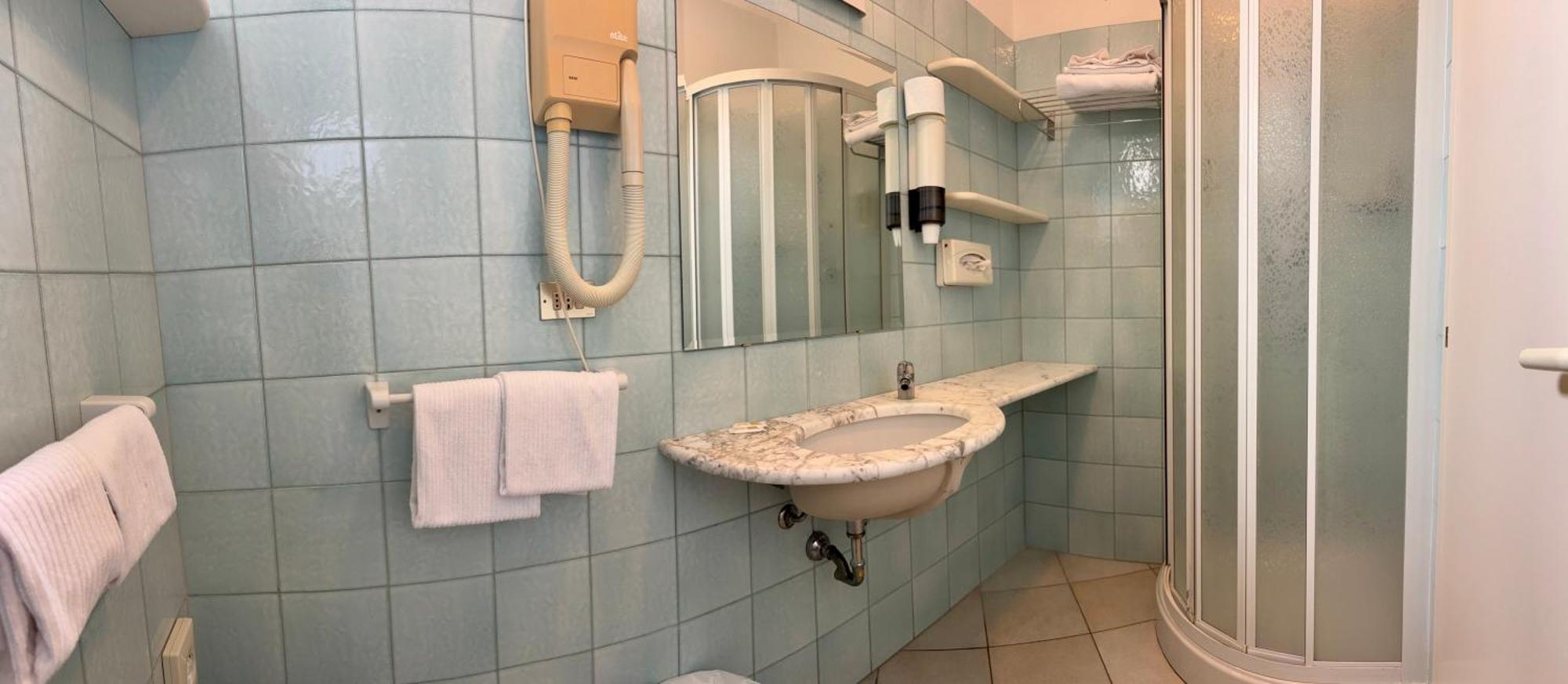 Hotel Excelsior Fano Esterno foto